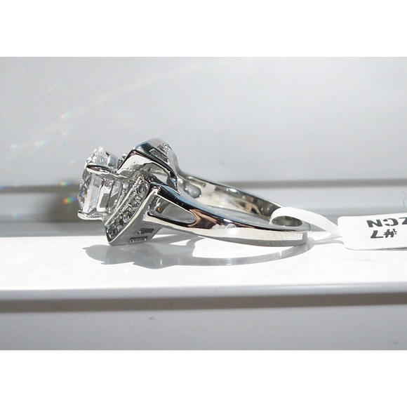 STAINLESS STEEL 2.5 Carat Round Cut Cubic Zirconia Ring - Picture 10 of 13